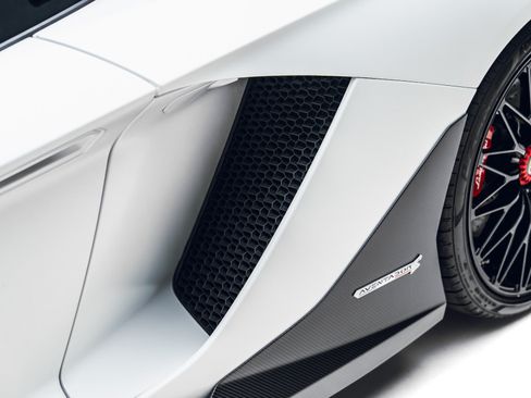 Used 2018 Lamborghini Aventador S AWD/4WD image 20