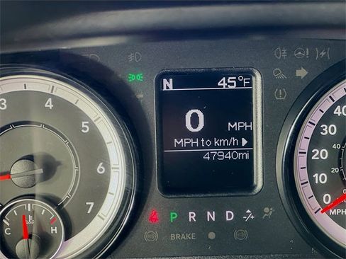 Used 2024 RAM 1500 Classic SLT image 13