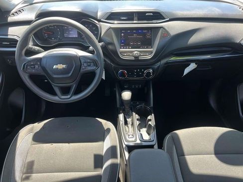 Certified 2023 Chevrolet TrailBlazer LS FWD image 9