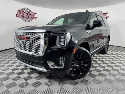 Used 2022 GMC Yukon Denali w/ Advanced Technology Package image 1