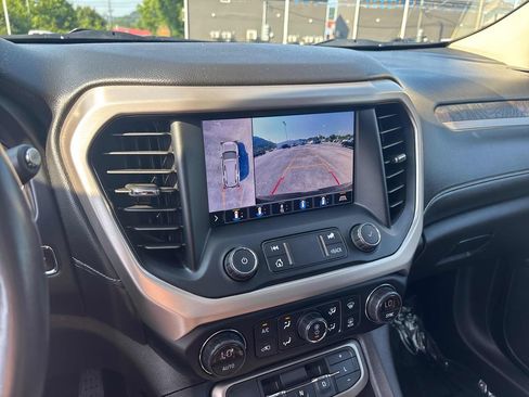 Used 2020 GMC Acadia Denali AWD/4WD image 18