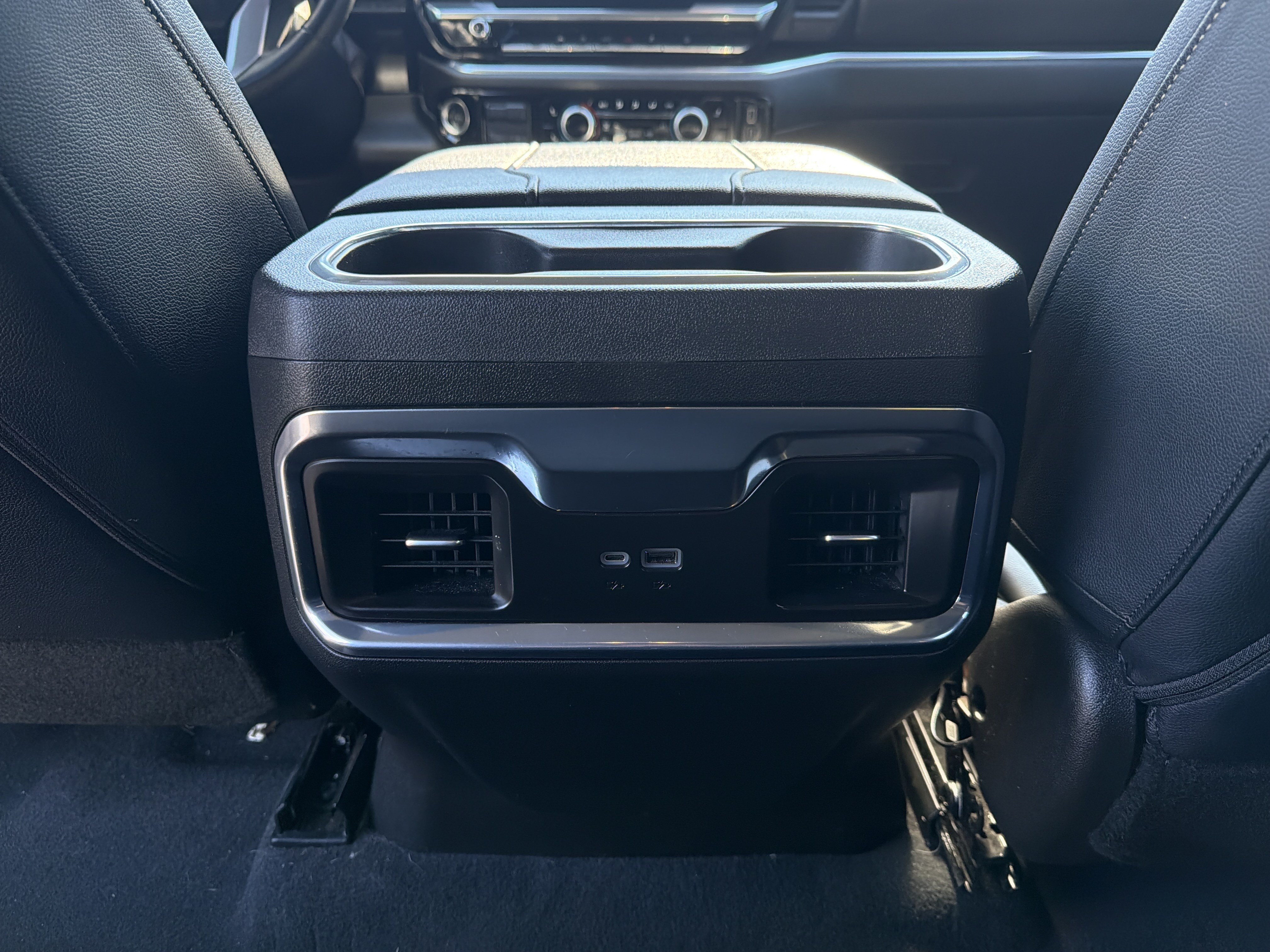 Used 2024 GMC Sierra 1500 Elevation w/ LPO, Elevation Black Package AWD/4WD image 43