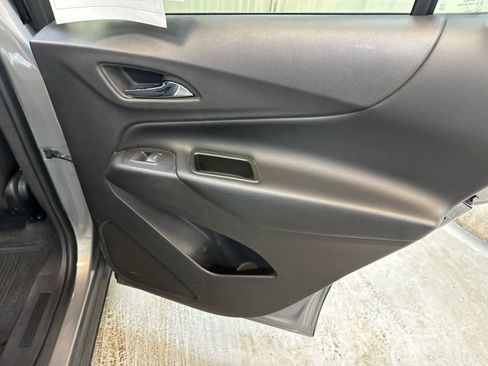 Used 2019 Chevrolet Equinox LT w/ Sun & Navigation Package image 30