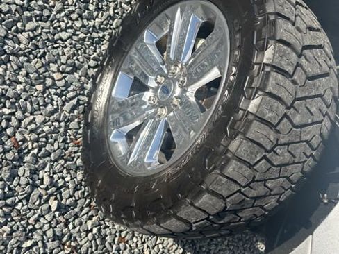 Used 2020 Ford F150 XLT w/ Equipment Group 302A Luxury image 9