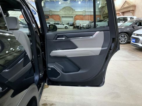 New 2026 GMC Acadia Elevation w/ Elevation Premium Package image 17