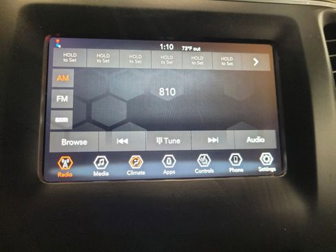 Used 2021 Jeep Cherokee Latitude Plus AWD/4WD image 25