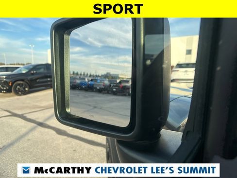 Used 2021 Jeep Gladiator Sport image 21