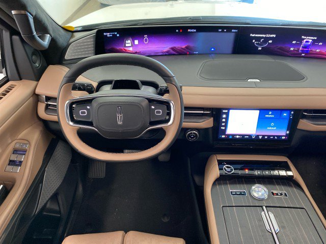New 2027 Lincoln Navigator Black Label AWD/4WD image 17