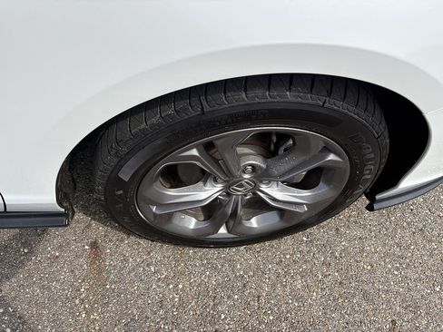 Used 2024 Honda Accord EX image 12