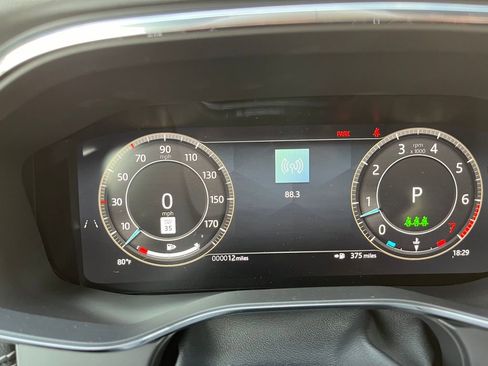 New 2025 Jaguar F-PACE R-Dynamic S image 14