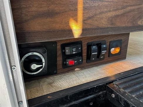 Used 2019 Mercedes-Benz Sprinter 170 image 13