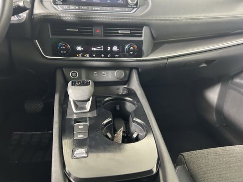 Certified 2023 Nissan Rogue SV image 31