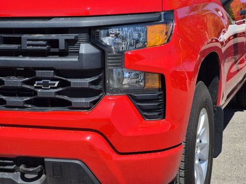 Used 2025 Chevrolet Silverado 1500 Custom w/ LPO, Dark Essentials Package RWD image 5