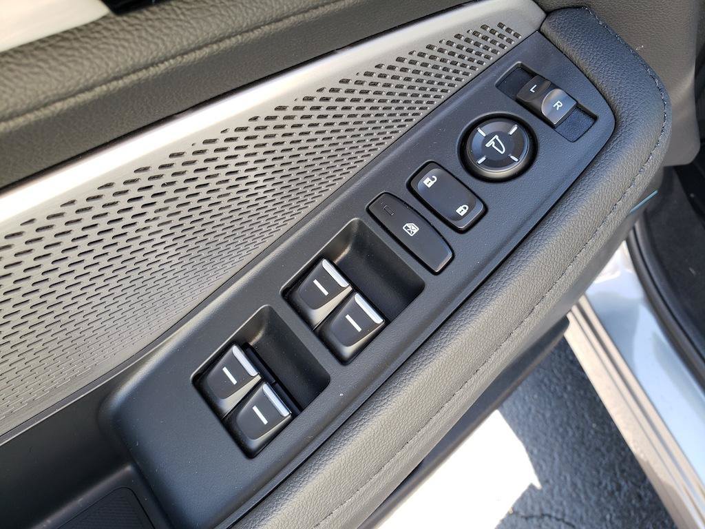 Certified 2026 Acura MDX SH-AWD image 22