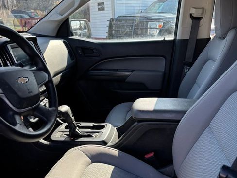 Used 2017 Chevrolet Colorado W/T w/ WT Convenience Package image 16