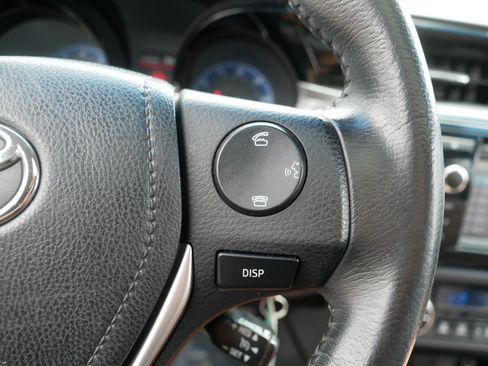Used 2015 Toyota Corolla S FWD image 25
