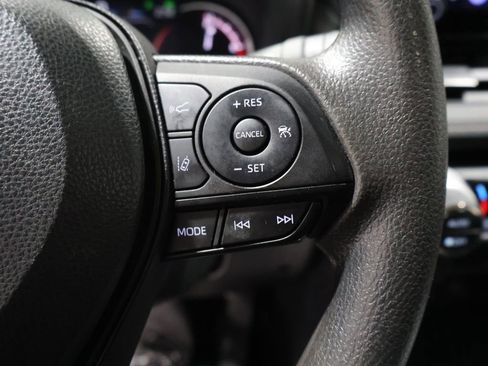 Used 2024 Toyota RAV4 XLE image 37