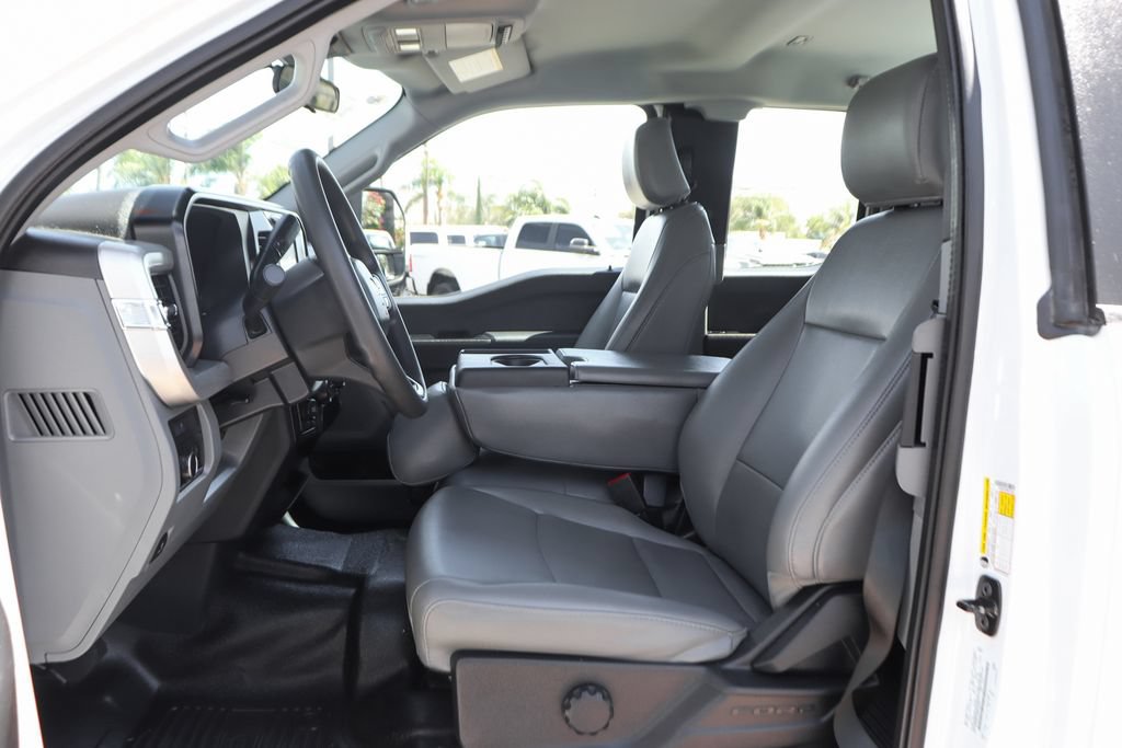 Used 2024 Ford F350 XL w/ XL Driver Assist Package AWD/4WD image 17