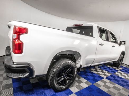 Used 2023 Chevrolet Silverado 1500 Custom Trail Boss AWD/4WD image 4