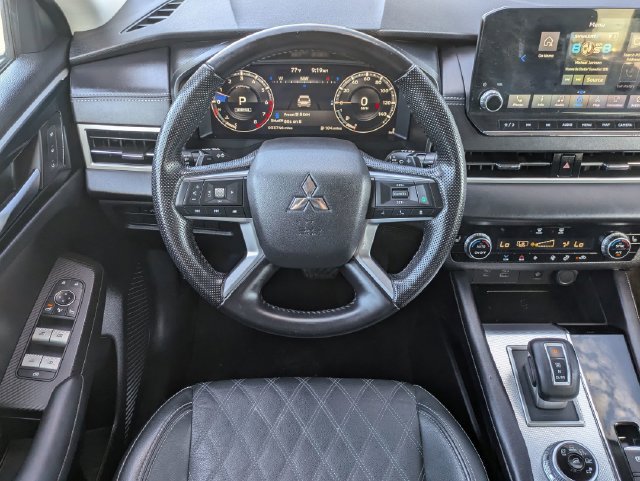 Used 2024 Mitsubishi Outlander SEL FWD image 30