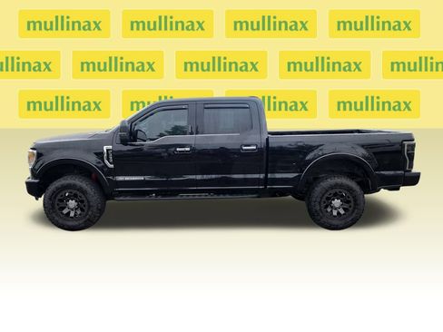 Used 2020 Ford F350 Platinum w/ Tremor Off-Road Package AWD/4WD image 11
