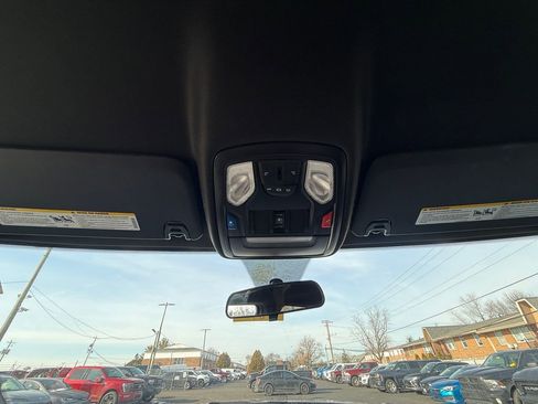 Used 2024 RAM 3500 Tradesman w/ Chrome Appearance Group image 27