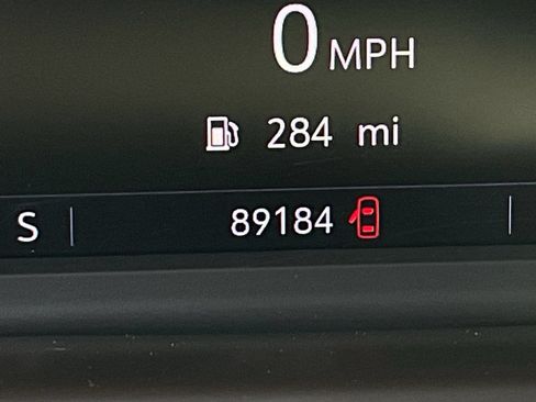 Used 2019 Chevrolet Silverado 1500 LT w/ Texas Edition RWD image 38