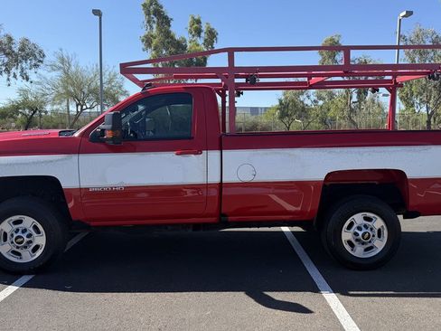 Used 2017 Chevrolet Silverado 2500 LT w/ LT Convenience Package image 2