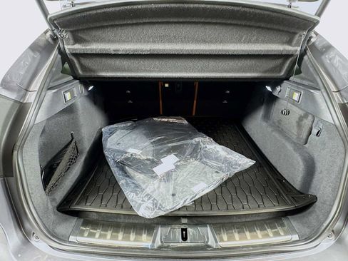 Used 2025 Jaguar F-PACE R-Dynamic S image 26