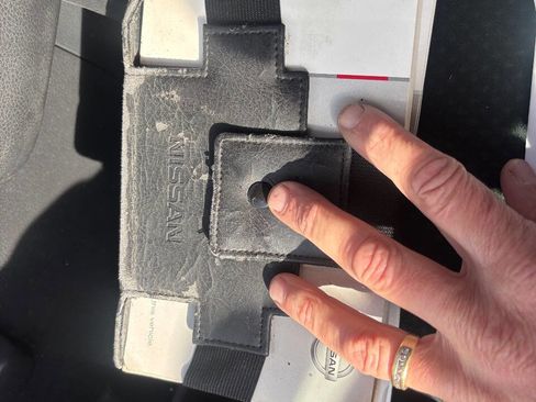 Used 2010 Nissan Versa 1.8 S image 13