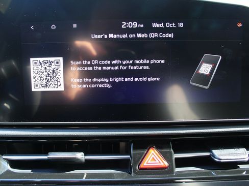 New 2025 Kia Niro EX Touring image 44