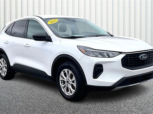 Used 2023 Ford Escape Active image 1