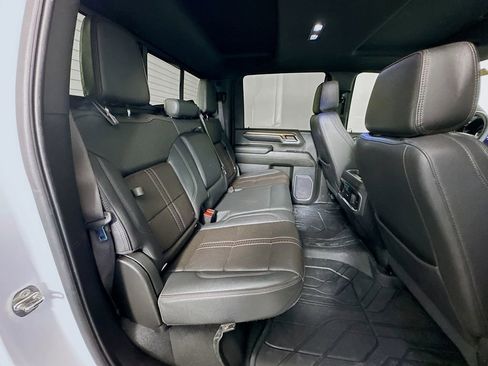 Used 2024 Chevrolet Silverado 3500 High Country w/ High Country Premium Package image 27