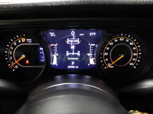 Used 2024 Jeep Gladiator Sport AWD/4WD image 39