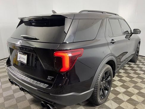 Used 2022 Ford Explorer ST w/ ST Street Pack image 6