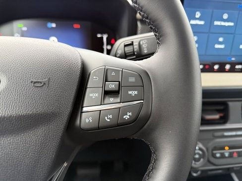 New 2025 Ford Maverick Lariat w/ 4K Tow Package image 16