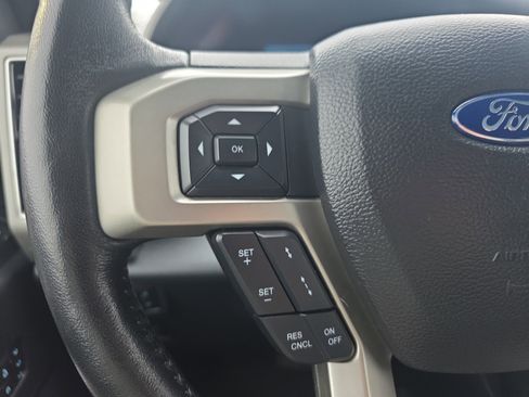 Used 2022 Ford F250 Lariat w/ Lariat Ultimate Package image 32