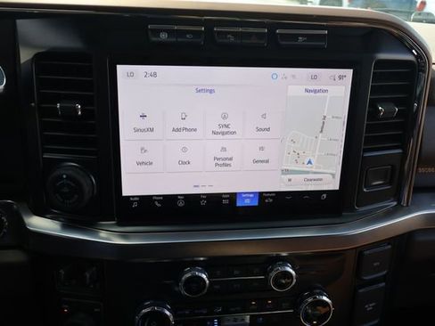 Used 2020 GMC Yukon Denali w/ Denali Premium Package image 23