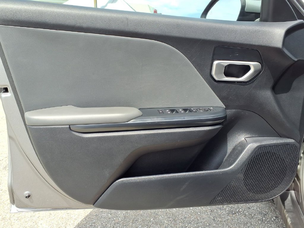Certified 2025 Kia K4 FWD image 21