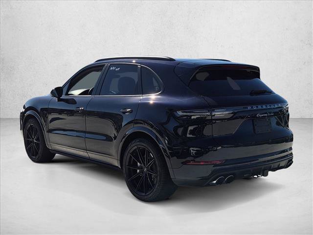 Used 2022 Porsche Cayenne Turbo AWD/4WD image 7