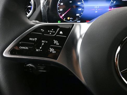 New 2025 Mercedes-Benz GLA 250 image 9