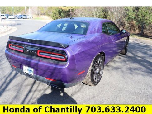 Used 2016 Dodge Challenger R/T image 7