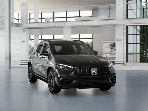 New 2026 Mercedes-Benz GLA 35 AMG 4MATIC image 8