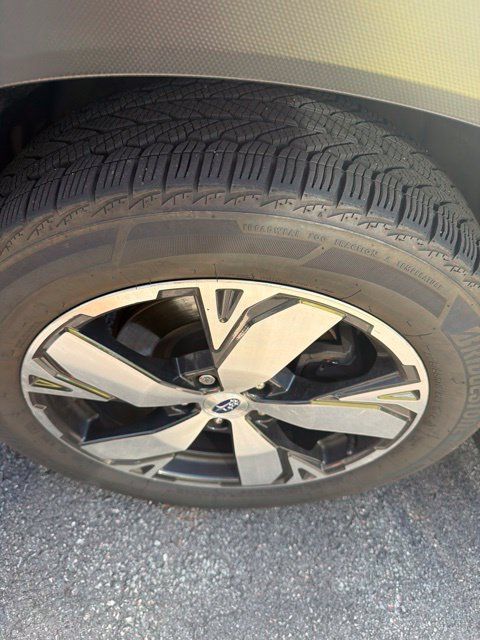 Used 2020 Subaru Forester Touring AWD/4WD image 3