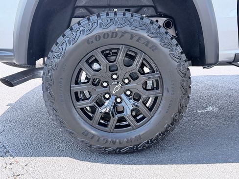 New 2026 Chevrolet Colorado Trail Boss AWD/4WD image 33