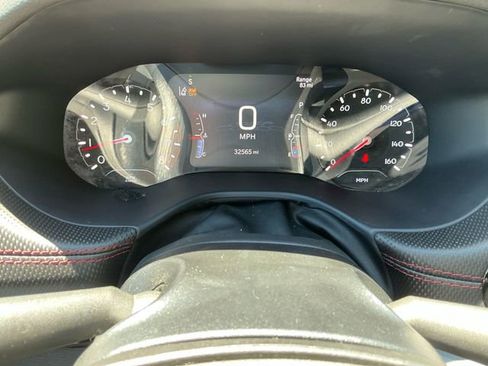 Used 2024 Jeep Compass Trailhawk AWD/4WD image 19