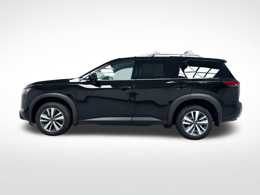 Used 2024 Nissan Pathfinder SL AWD/4WD image 14