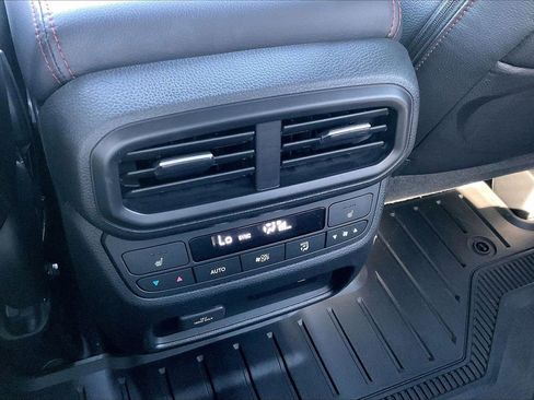 Used 2025 Honda Ridgeline Black Edition image 18