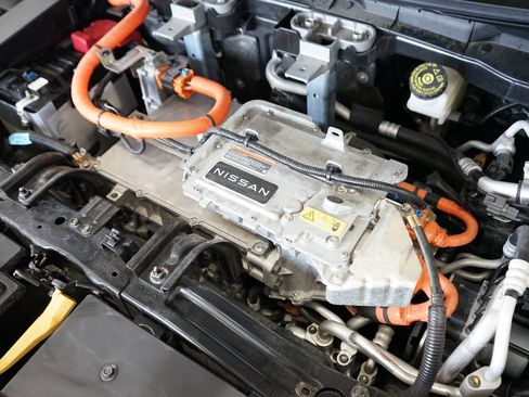Used 2023 Nissan Ariya FWD image 51