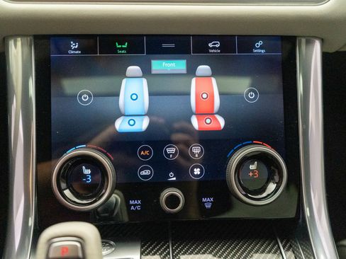 Used 2020 Land Rover Range Rover Sport SVR image 28